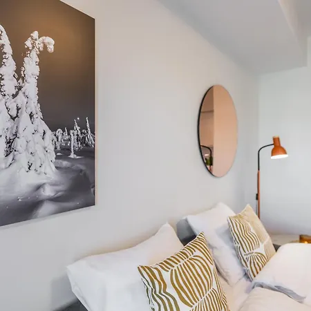 Arctic Dream - The Location With Sauna